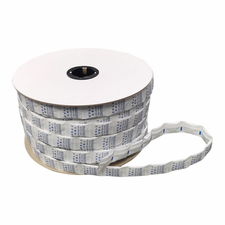 2 g vysúšadla na báze silikagélu